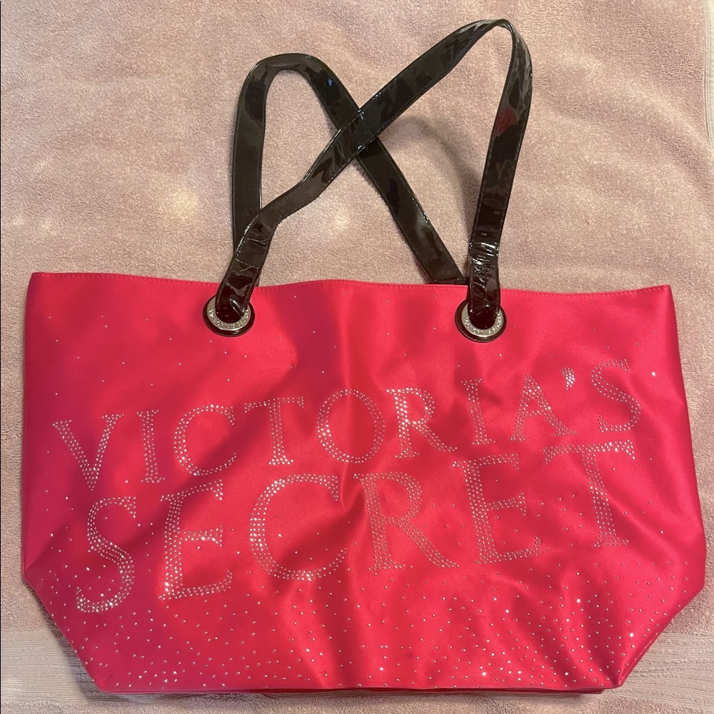*3 for $20* Victoria’s Secret large tote bag